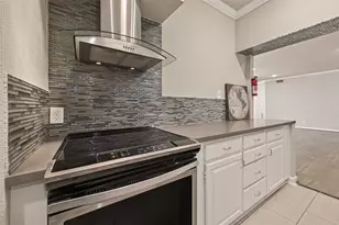 4024 Breakwood Dr, Houston, TX 77025 - Photo 17