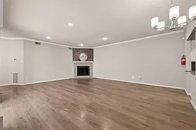 4024 Breakwood Drive, Houston, TX 77025 - Photo 7