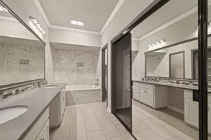 4024 Breakwood Dr, Houston, TX 77025 - Photo 33