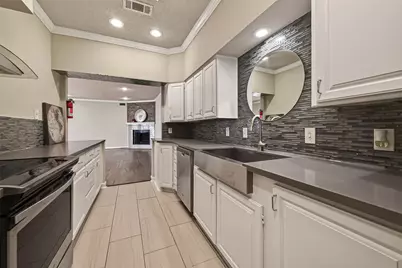 4024 Breakwood Drive, Houston, TX 77025 - Photo 15