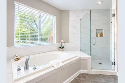 1502 Beaconshire Road, Houston, TX 77077 - Photo 15