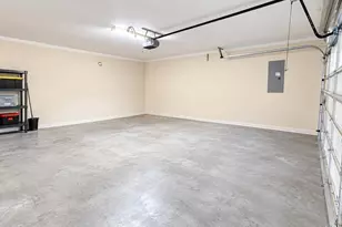 1502 Beaconshire Rd, Houston, TX 77077 - Photo 21
