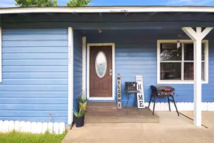 9326 Montgomery Ln, La Porte, TX 77571 - Photo 5