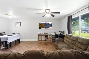 9326 Montgomery Ln, La Porte, TX 77571 - Photo 7