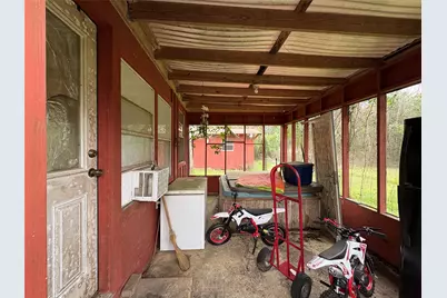 230 Deane Drive, Livingston, TX 77351 - Photo 3