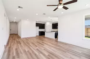 22303 Prickly Pear Dr, Tomball, TX 77375 - Photo 11