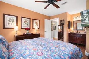 302 Forest Hills Dr, League City, TX 77573 - Photo 9