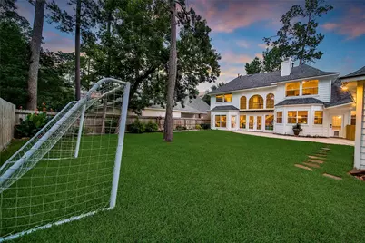 25 Berry Blossom Drive, The Woodlands, TX 77380 - Photo 41
