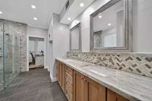 25 Berry Blossom Dr, The Woodlands, TX 77380 - Photo 25