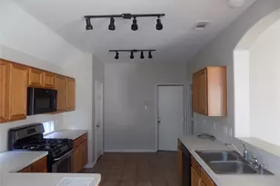 20031 Goldlake Dr, Katy, TX 77449 - Photo 7