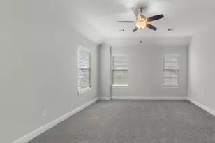 11811 St Augustine Dr, Mont Belvieu, TX 77535 - Photo 35