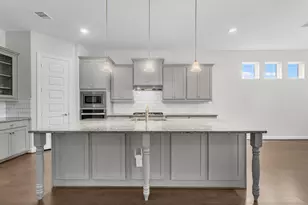 11811 St Augustine Dr, Mont Belvieu, TX 77535 - Photo 13