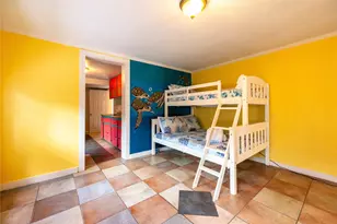 1224 Avenue L, Galveston, TX 77550 - Photo 35