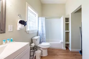 1224 Avenue L, Galveston, TX 77550 - Photo 19