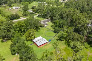 20420 Plaza Cir, Crosby, TX 77532 - Photo 35