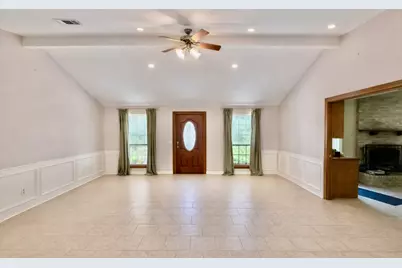 20420 Plaza Circle, Crosby, TX 77532 - Photo 15