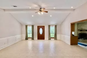 20420 Plaza Cir, Crosby, TX 77532 - Photo 15