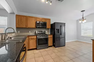 3140 Lodgemist Ln, League City, TX 77539 - Photo 11