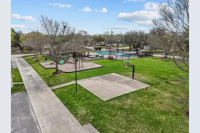 610 Oak Berry Drive, Kemah, TX 77565 - Photo 39