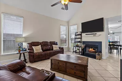 610 Oak Berry Drive, Kemah, TX 77565 - Photo 7