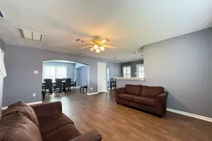 8615 Tartan Walk Ln, Houston, TX 77075 - Photo 15