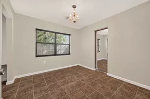 8402 Bascom Ln, Houston, TX 77080 - Photo 21