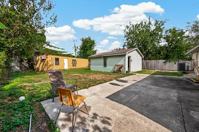 8402 Bascom Lane, Houston, TX 77080 - Photo 37