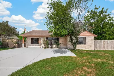 8402 Bascom Lane, Houston, TX 77080 - Photo 1