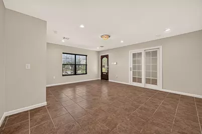 8402 Bascom Lane, Houston, TX 77080 - Photo 9