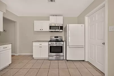 8402 Bascom Lane, Houston, TX 77080 - Photo 13