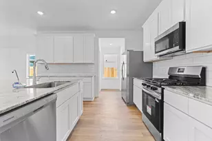 9111 Serene Haven, Iowa Colony, TX 77583 - Photo 5