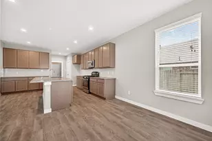 305 E Tranquil Flds Ln, Waller, TX 77484 - Photo 23