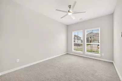 305 E Tranquil Fields Lane, Waller, TX 77484 - Photo 5