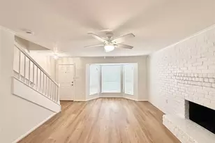 1499 Springrock Ln, Houston, TX 77055 - Photo 3