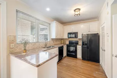 5850 Valley Forge Drive #144, Houston, TX 77057 - Photo 11