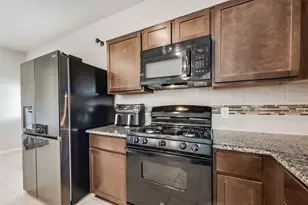 3607 Crosspointe Pass, Angleton, TX 77515 - Photo 13