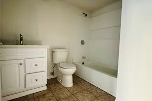 17210 Imperial Valley Dr, Houston, TX 77060 - Photo 15