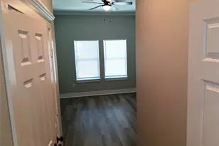 9001 Cheer St, Houston, TX 77063 - Photo 23