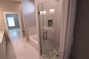 9001 Cheer St, Houston, TX 77063 - Photo 17