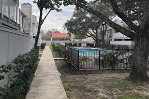 10821 Braes Bend Dr, Houston, TX 77071 - Photo 5