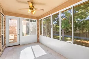 2446 W Bramlet Dr, Conroe, TX 77304 - Photo 37