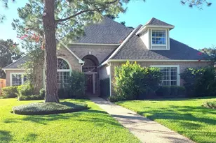 5523 Fragrant Cloud Dr, Houston, TX 77041 - Photo 1