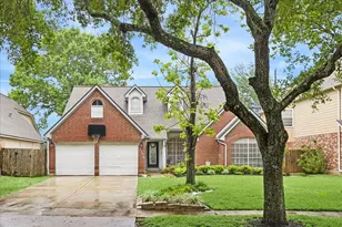 2906 Double Lake Dr, Missouri City, TX 77459 - Photo 1
