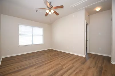 13111 Rippling Creek Lane, Pearland, TX 77584 - Photo 21