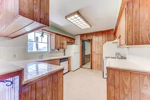 7131 Bellaire Blvd, Houston, TX 77074 - Photo 9