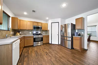 16771 N Rail Drive, Conroe, TX 77385 - Photo 9