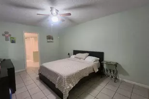 13715 Vickston Ln, Houston, TX 77014 - Photo 7