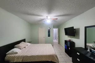 13715 Vickston Ln, Houston, TX 77014 - Photo 7