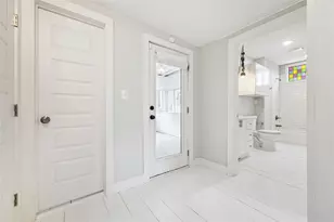 613 9th St, Galveston, TX 77550 - Photo 25