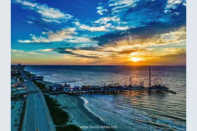 613 9th Street, Galveston, TX 77550 - Photo 35